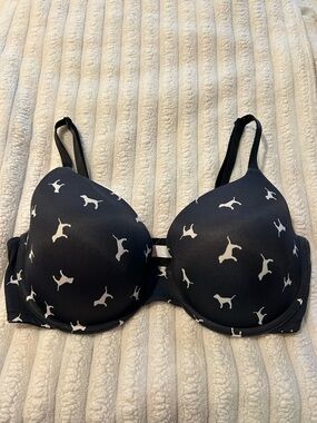 Victoria's Secret PINK Wear Everywhere Women’s T-Shirt bra Size 36DD/GENTLY WORN
